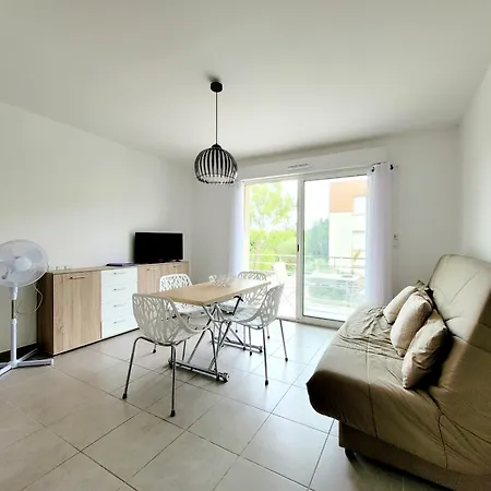 Beau T2 Moderne Avec Piscine, Garage, Proche - - Fr-1-794-132 Apartmán Canet-en-Roussillon