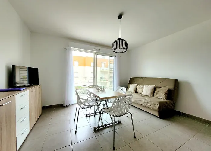Beau T2 Moderne Avec Piscine, Garage, Proche - - Fr-1-794-132 Apartamento *