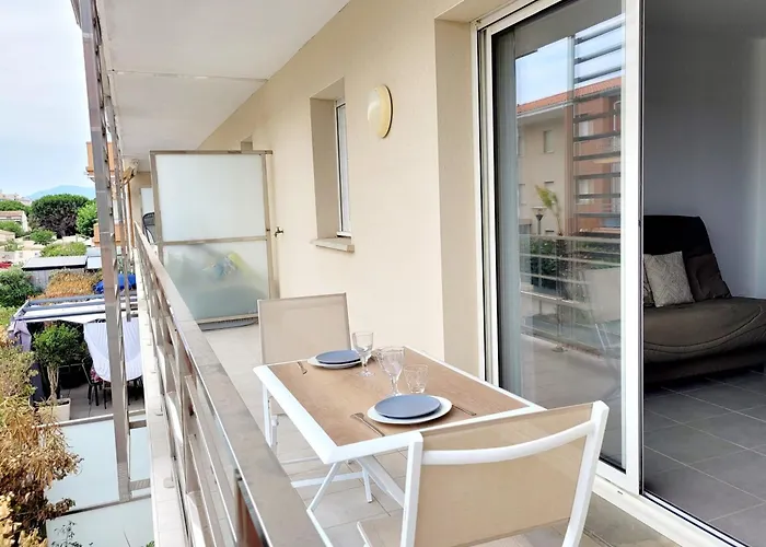 Apartamento Beau T2 Moderne Avec Piscine, Garage, Proche - - Fr-1-794-132